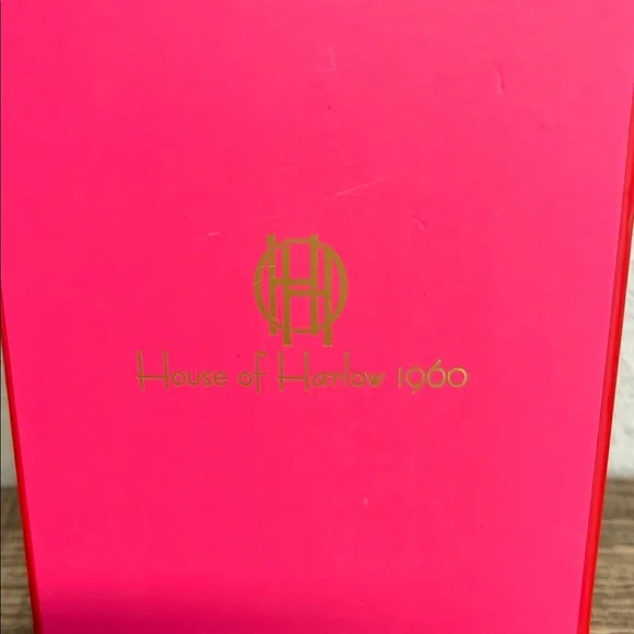 House of Harlow 1960 |Chain Bracelet with Heart Charm ✨ - Picture 2 of 7